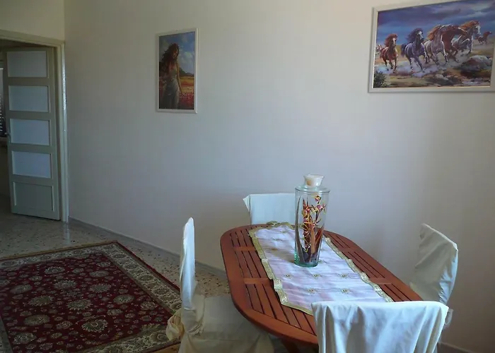 Le Ninfee Апартаменты Сан-Леоне